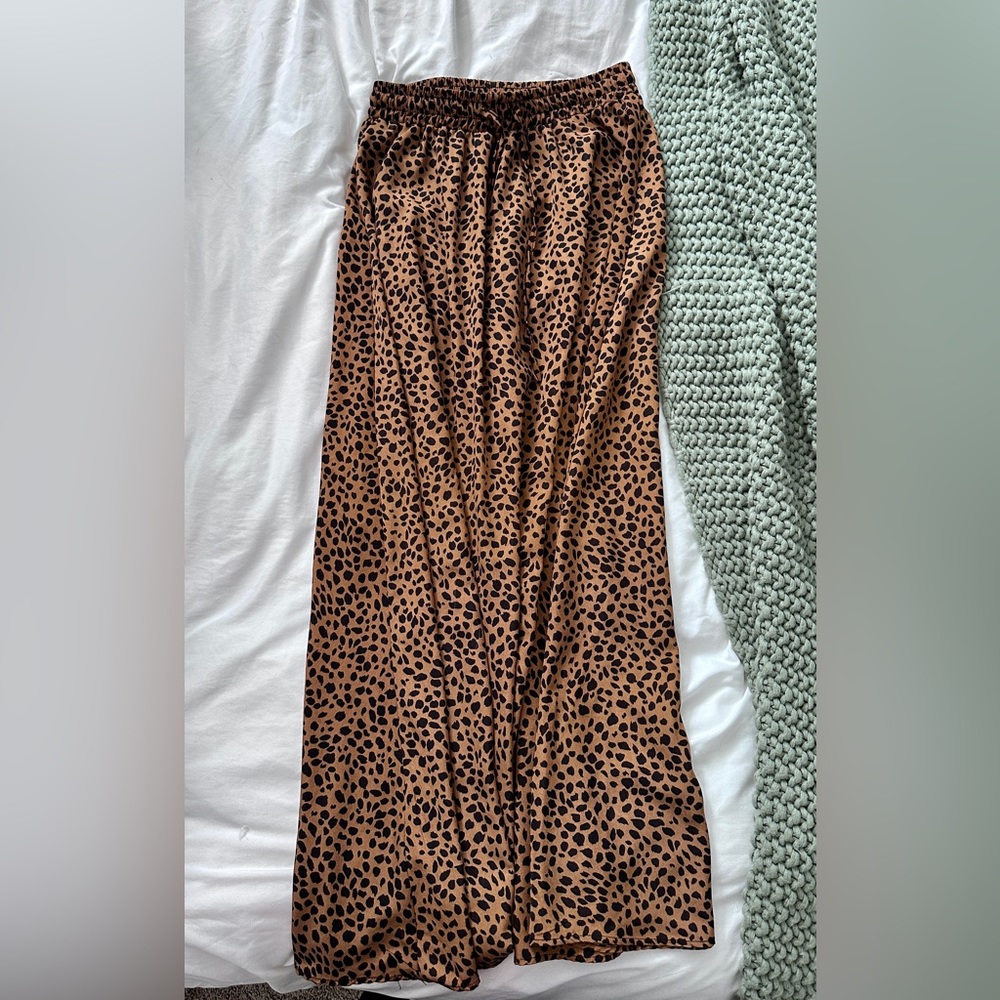 Women’s skirt